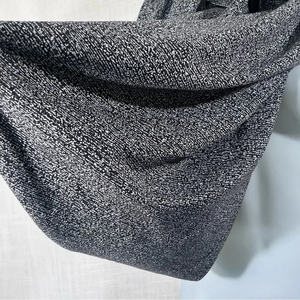 Lululemon Athletica Vinyasa Convertible Scarf Black White Grey O/S